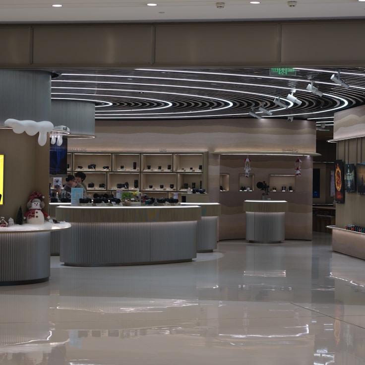 Family-friendly shopping and daily life in United States